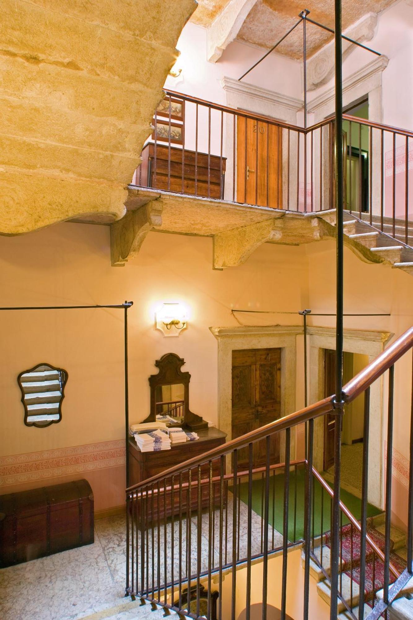 Albergo Bellavista Limone sul Garda Eksteriør bilde